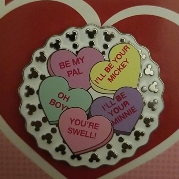 Disney Park 2021 Valentines Day pin - Picture 2 of 4